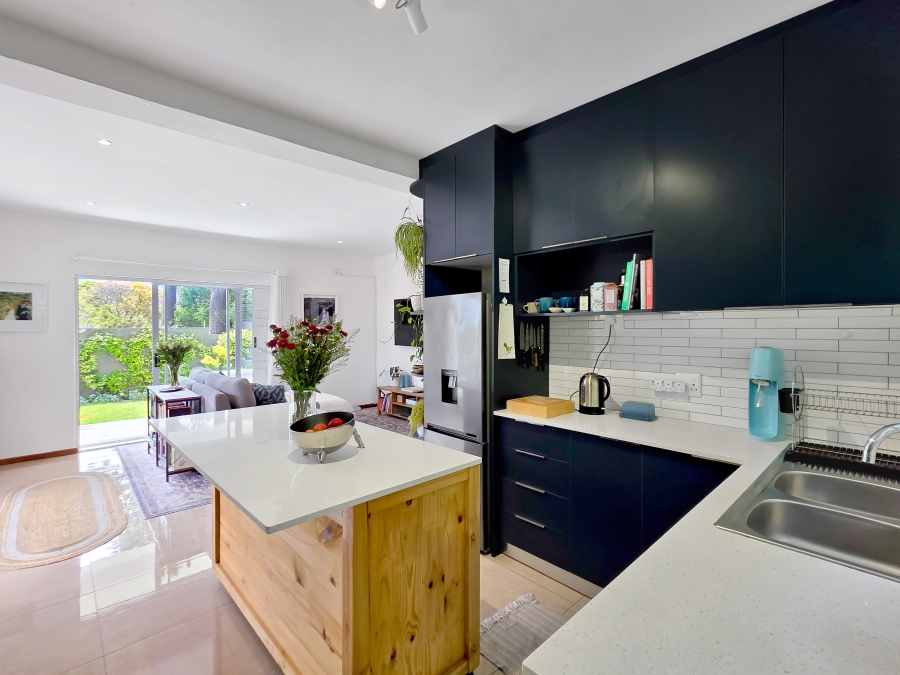 2 Bedroom Property for Sale in Belle Constantia Western Cape